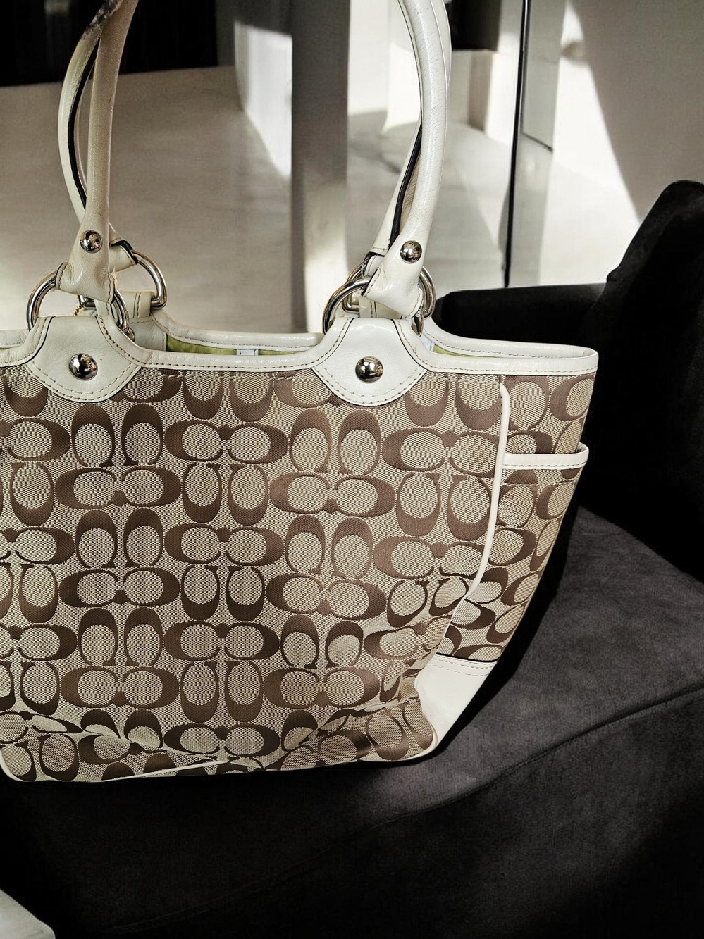 RARE Coach Bleecker POPPY Daisy Tote Purse  Khaki/White Daisy RARE Y2K - Picture 3 of 9